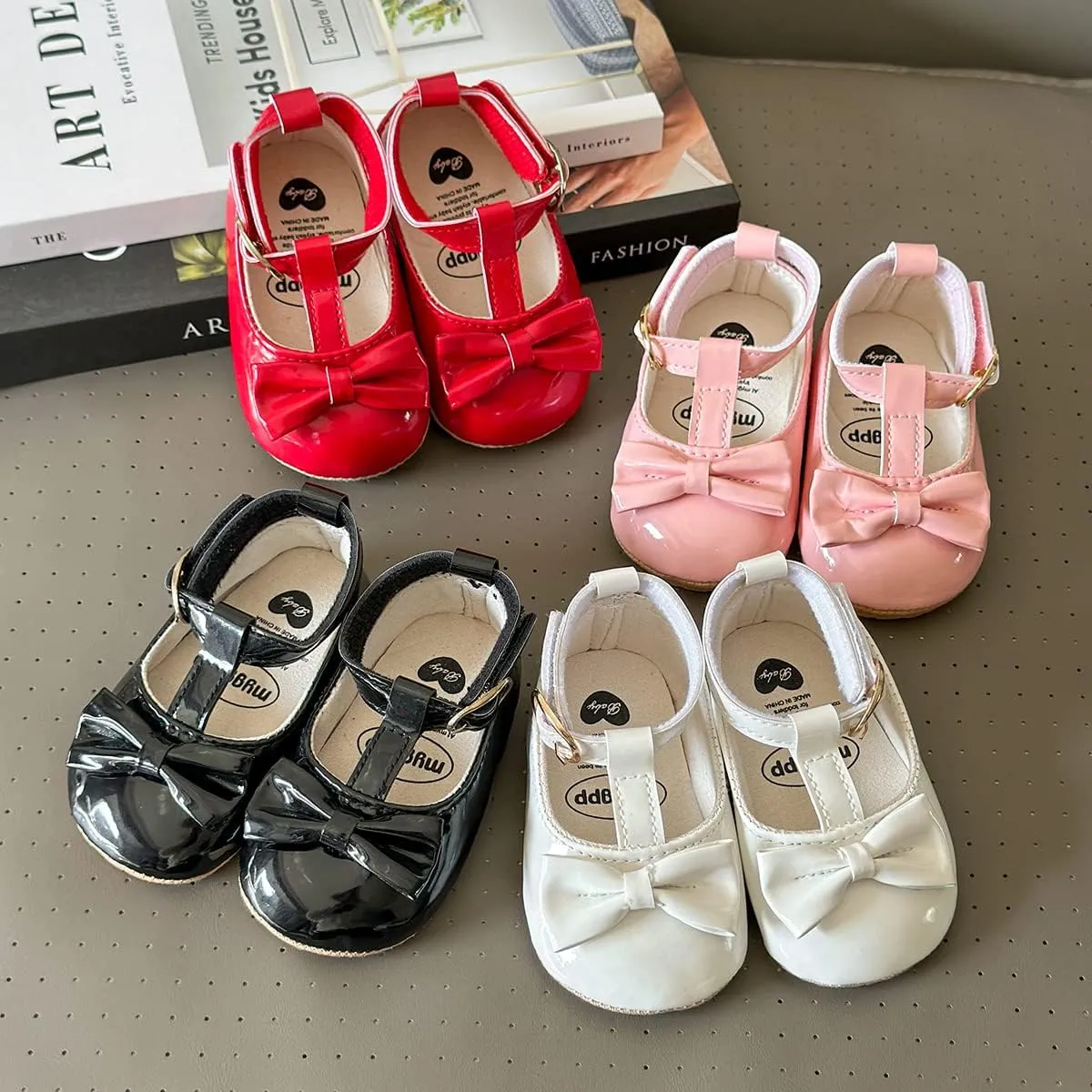 Baby Shoes Girls Mary Jane Flats Non Slip Soft Sole PU Leather Infant Toddler Sneakers First Walkers Party Christmas Dress Shoes